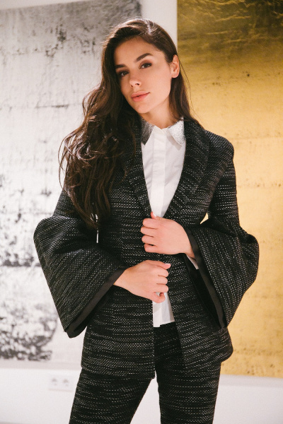 Обаяние буржуазии: телеведущая Иванна Онуфрийчук в fashion story известного украинского бренда